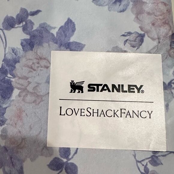 THE STANLEY X LOVESHACKFANCY QUENCHER | 40 OZ - Picture 7 of 7